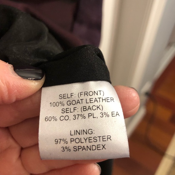 Beautiful suede dress - Picture 3 of 7